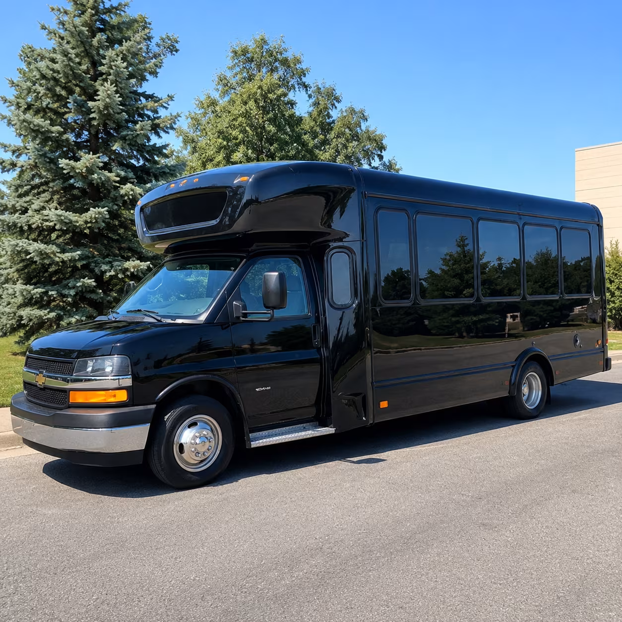 Detroit Birthday, Sweet 16, & Quinceañera Party Bus Rentals