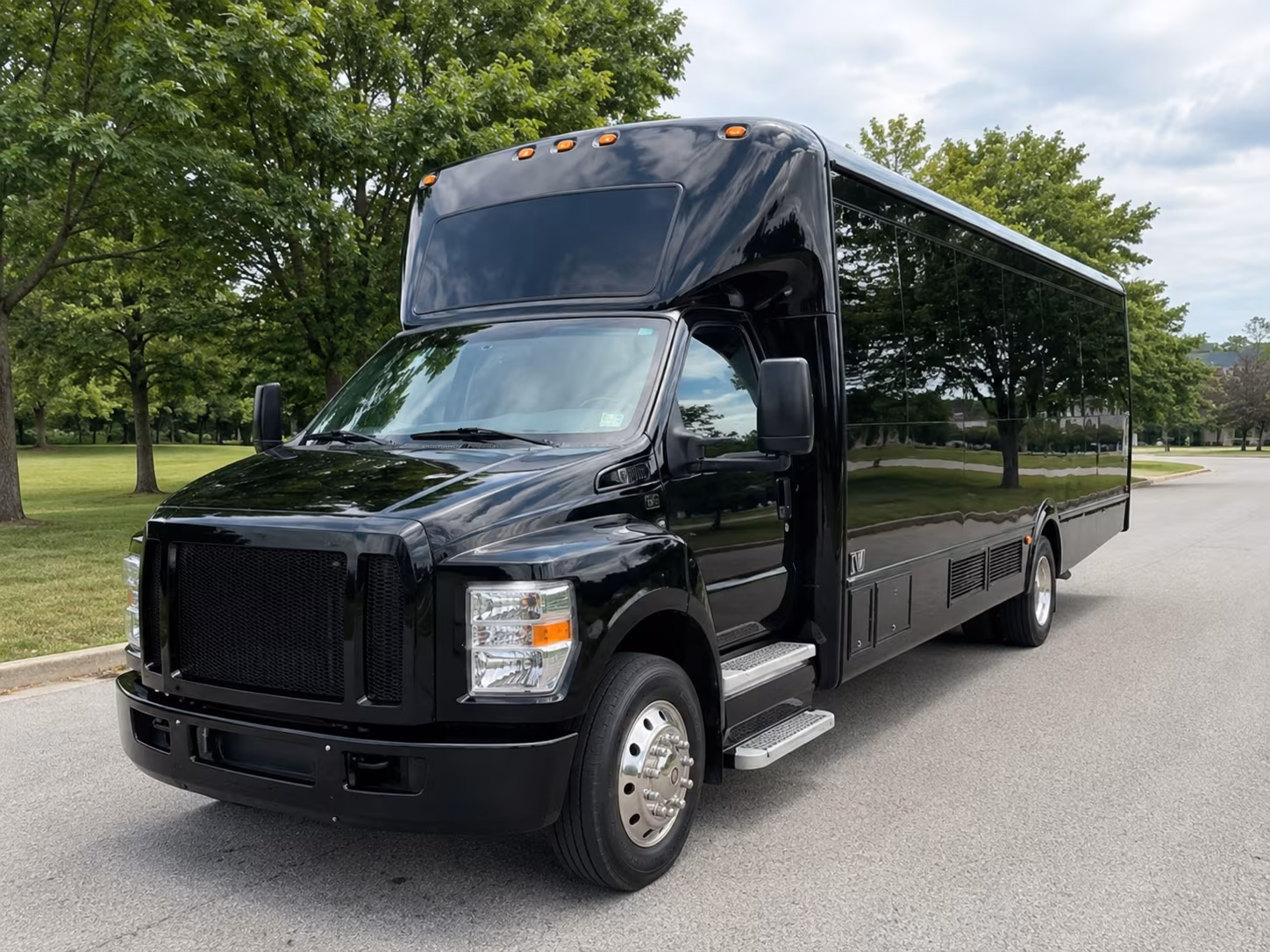 Detroit Prom & Homecoming Transportation party bus exterior