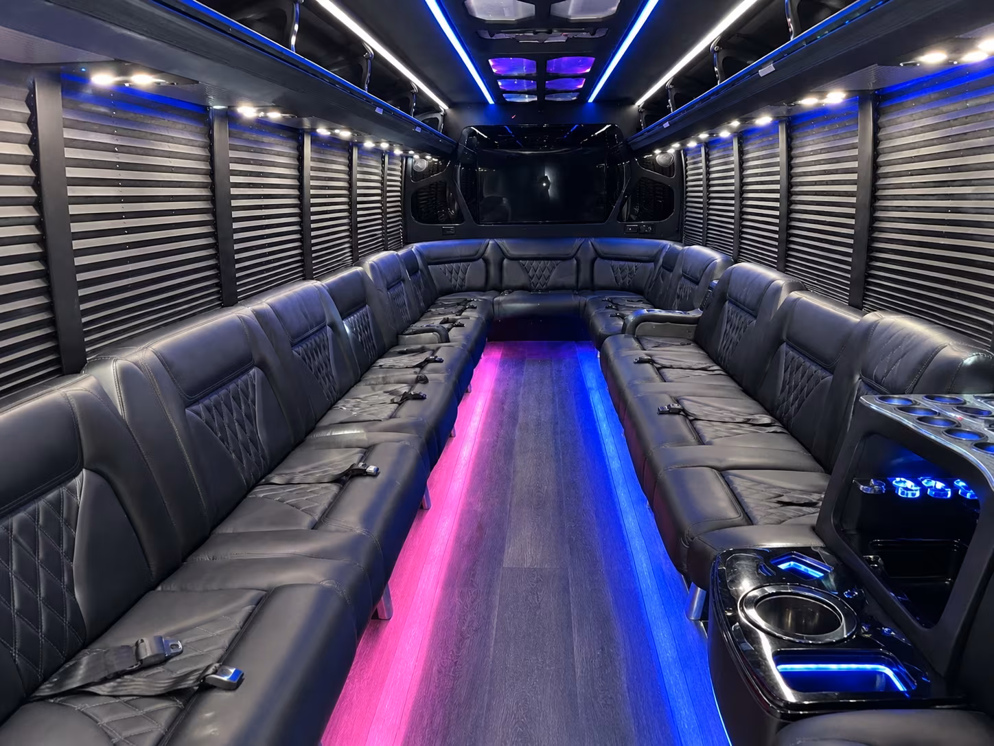 Detroit Winery Tour & Pub Crawl Transportation